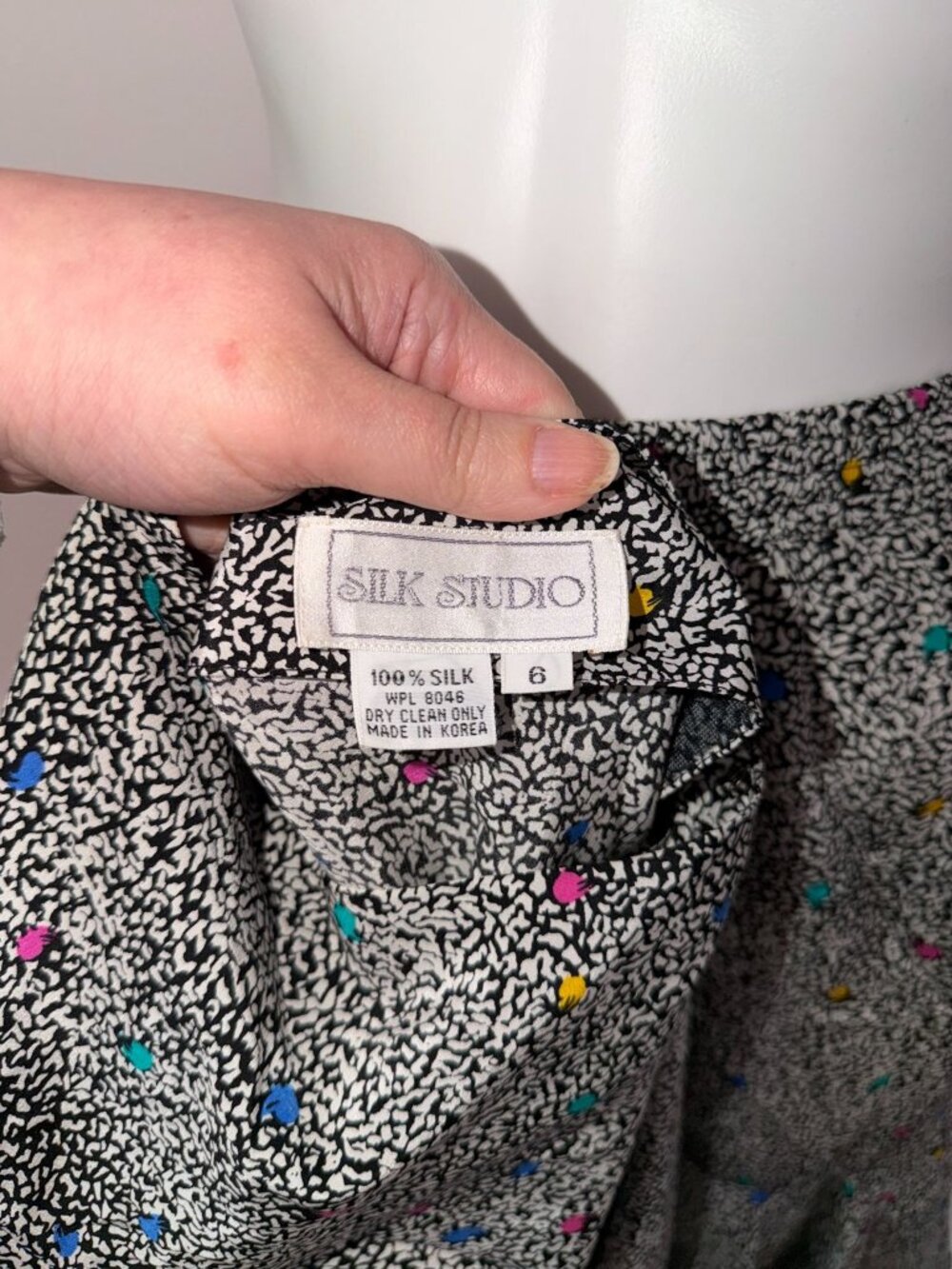 Vintage 80s Silk Studio Skirt Blouse Set 100% Silk Confetti Print Ruffle 2 Piece - Picture 5 of 8